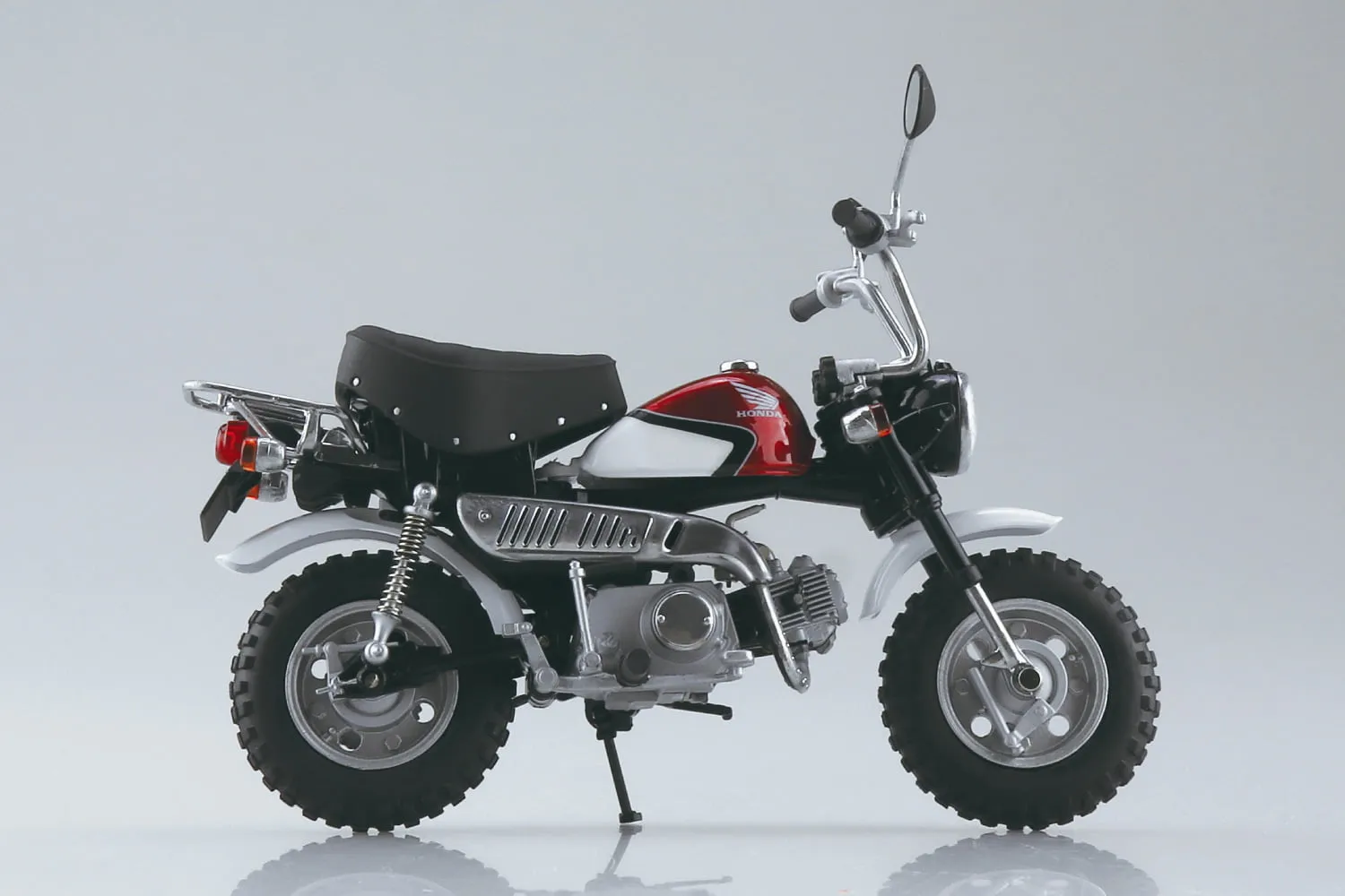 [Pre-order] Aoshima - Honda Monkey SPECIAL SHASTA WHITE Plastic Model Kit Aoshima