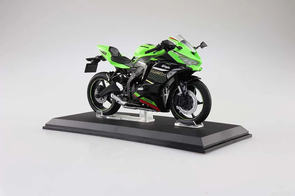 [Pre-order] Aoshima - KAWASAKI Ninja ZX-25R Lime GreenEbony 1/12 Plastic Model Kit Aoshima