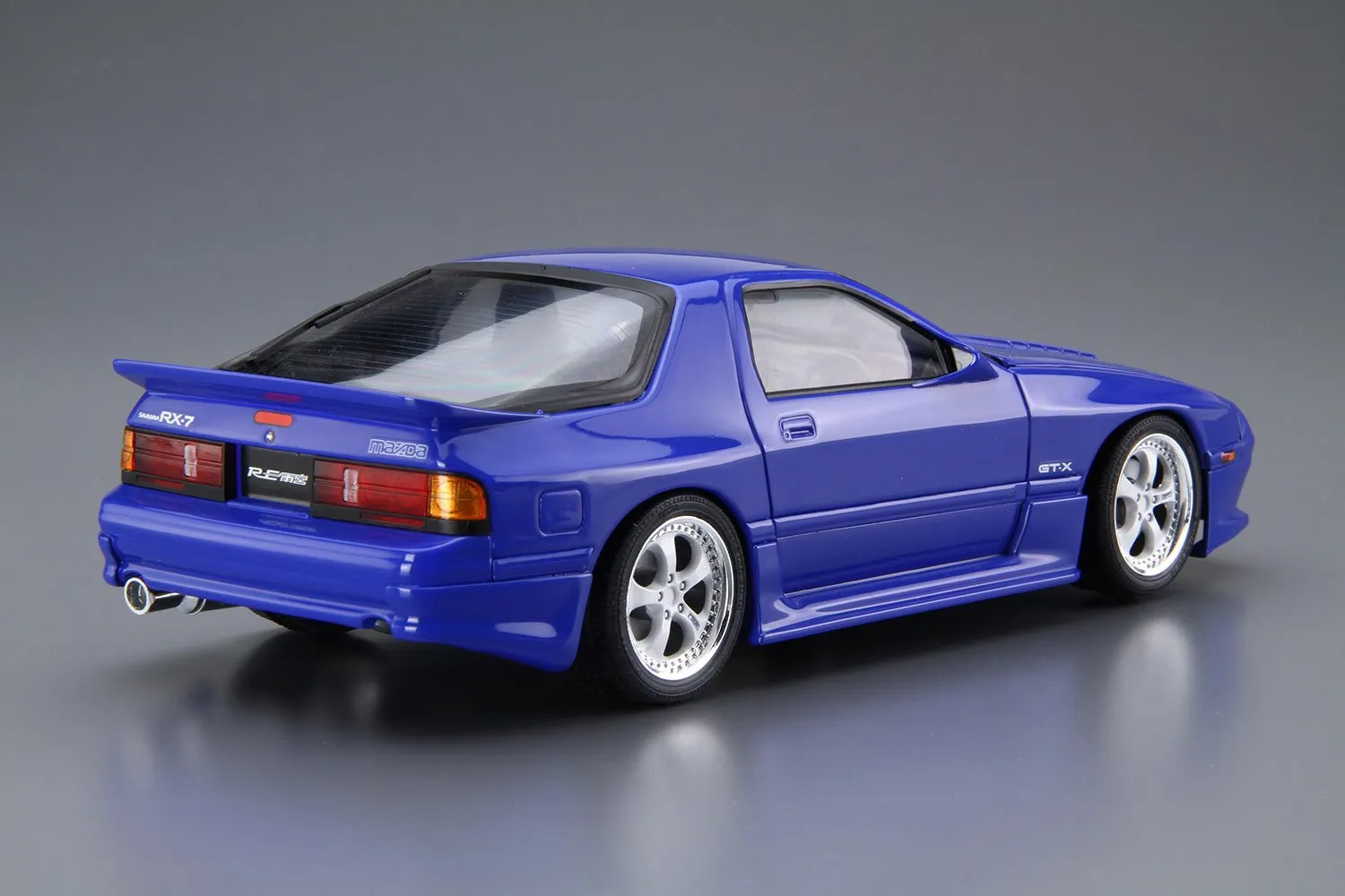 [Pre-order] Aoshima - MAZDA RE AMEMIYA FC3S RX-7 '89 1/24 Scale Plastic Model Kits