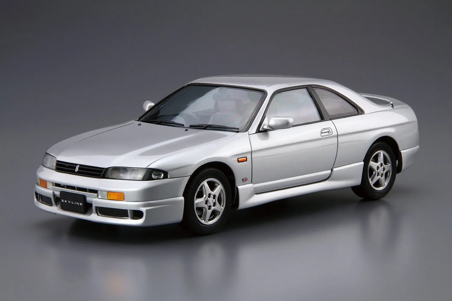 [Pre-order] Aoshima - NISSAN ECR33 SKYLINE GTS25t typeM '94 1/24 Scale Plastic Model Kits