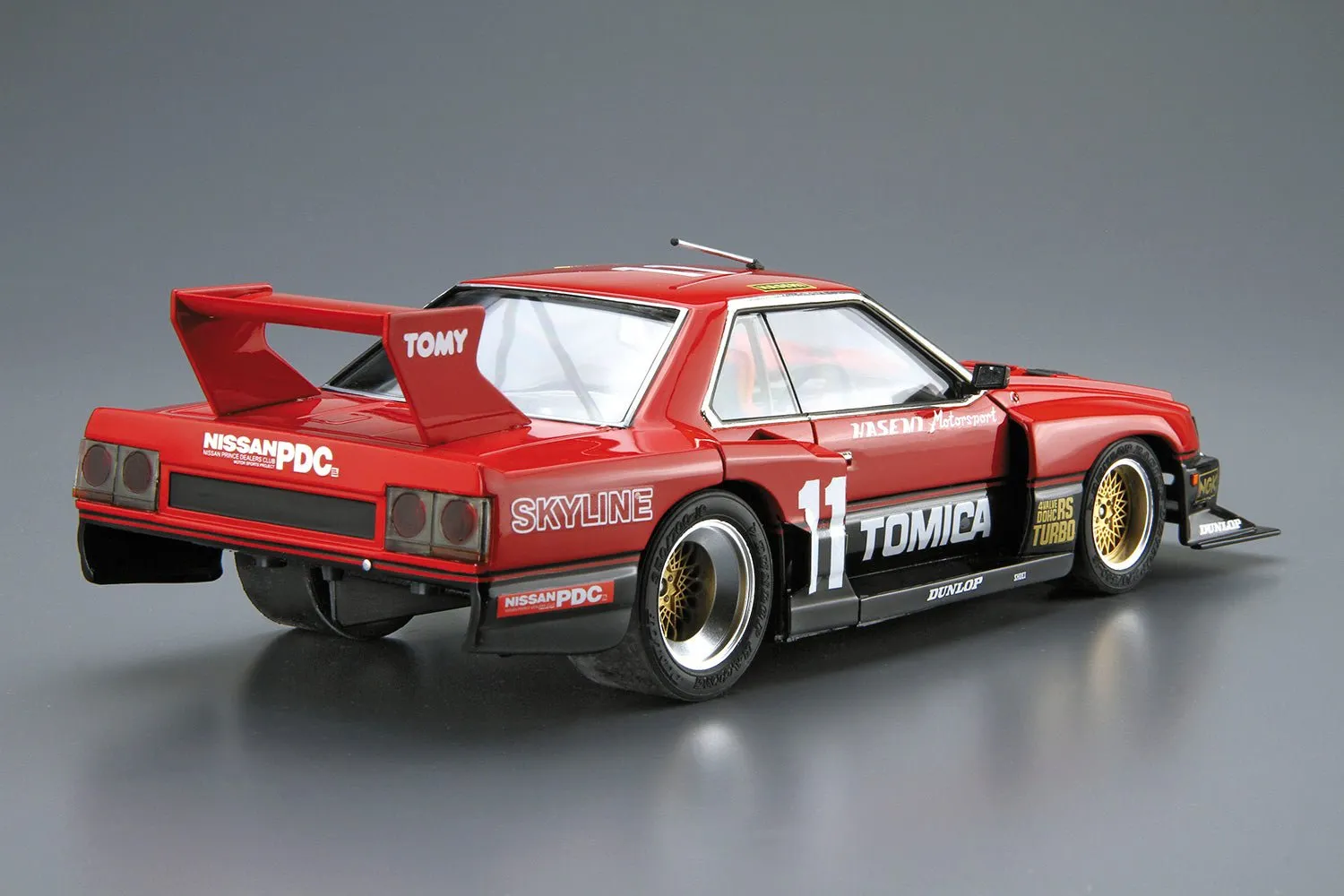 [Pre-order] Aoshima - NISSAN KDR30 SKYLINE SUPER SILHOUETTE '82 1/24 Scale Plastic Model Kits