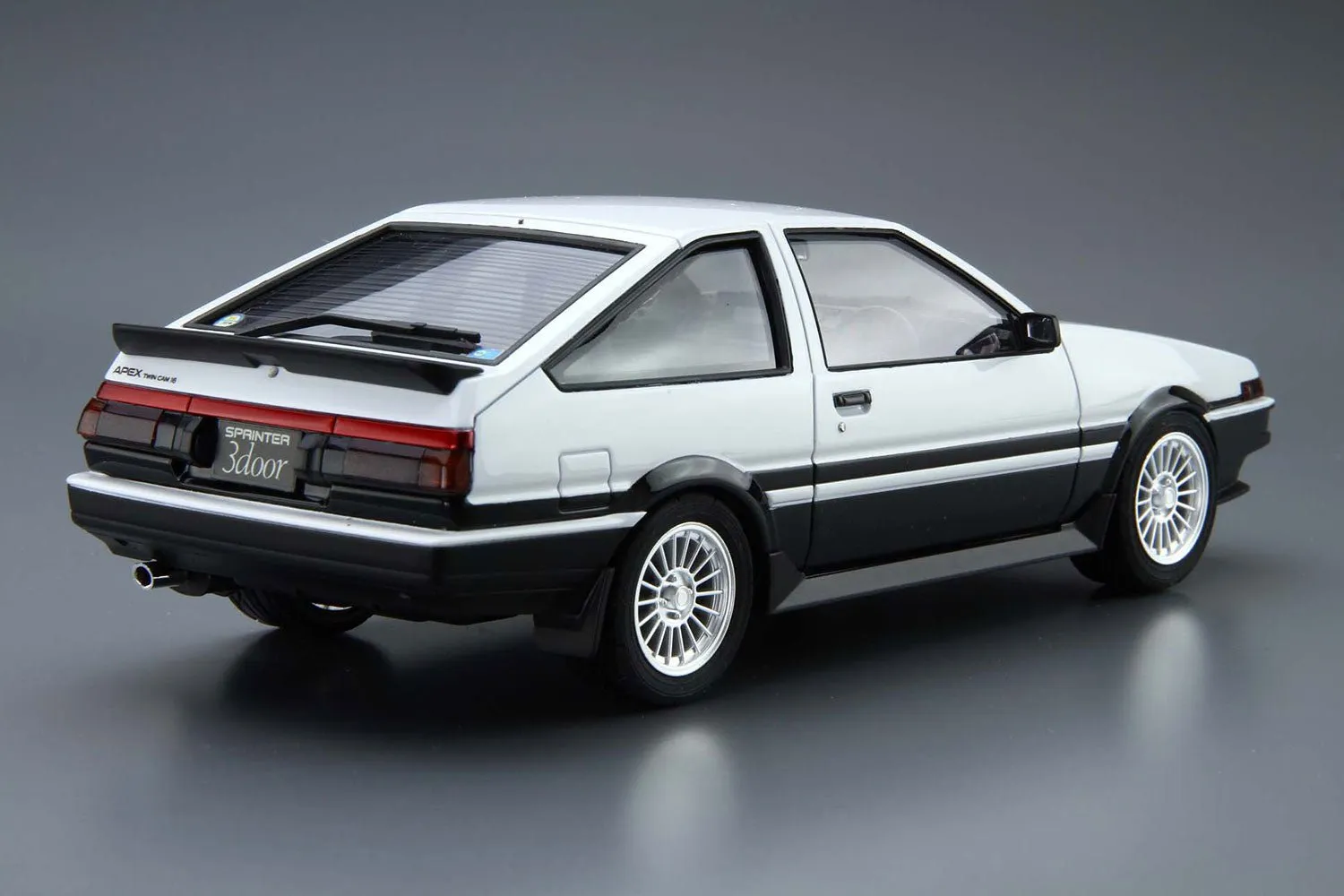 [Pre-order] Aoshima - TOYOTA AE86 SPRINTER TRUENO GT-APEX '85 1/24 Scale Plastic Model Kits
