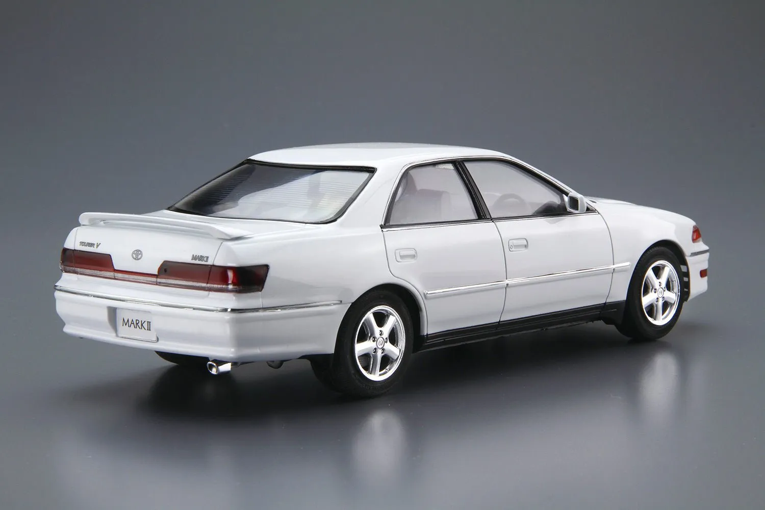 [Pre-order] Aoshima - TOYOTA JZX100 MARKII TOURER V '00 1/24 Scale Plastic Model Kits
