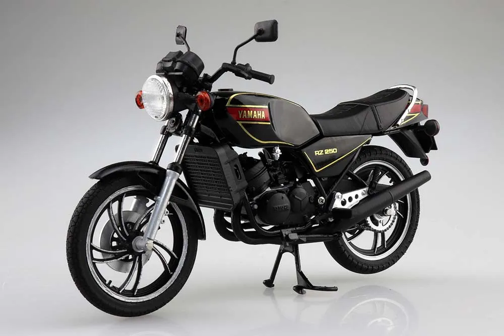[Pre-order] Aoshima - Yamaha RZ250 NEW YAMAHA BLACK 1/12 Plastic Model Kit Aoshima