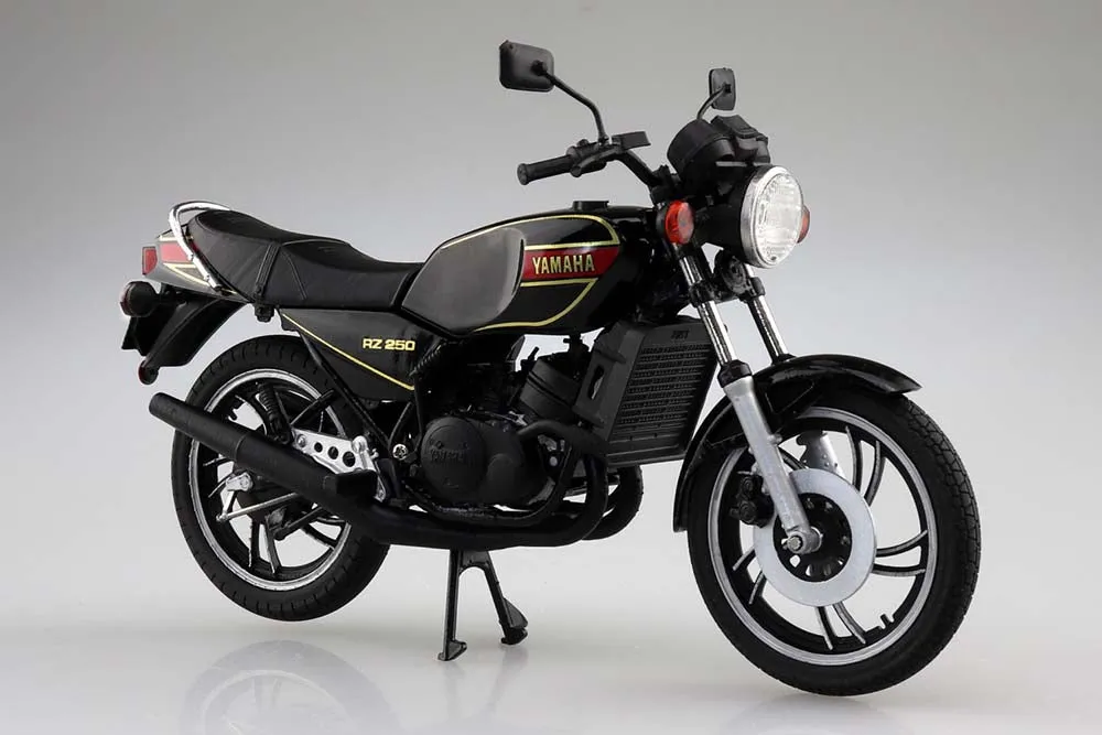 [Pre-order] Aoshima - Yamaha RZ250 NEW YAMAHA BLACK 1/12 Plastic Model Kit Aoshima