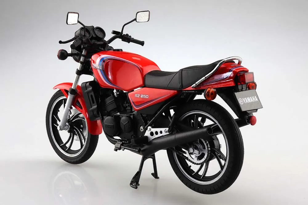 [Pre-order] Aoshima - Yamaha RZ250 YSP COLOUR 1/12 Plastic Model Kit Aoshima
