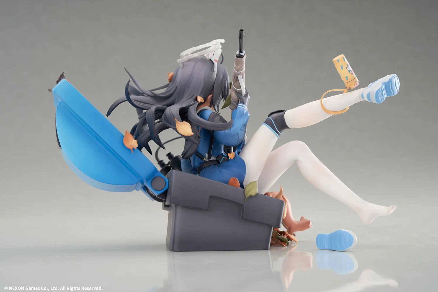 [Pre-order] Blue Archive - Miyu (Observation of a Timid Person Ver.) 1/7 Scale Figure Elegant