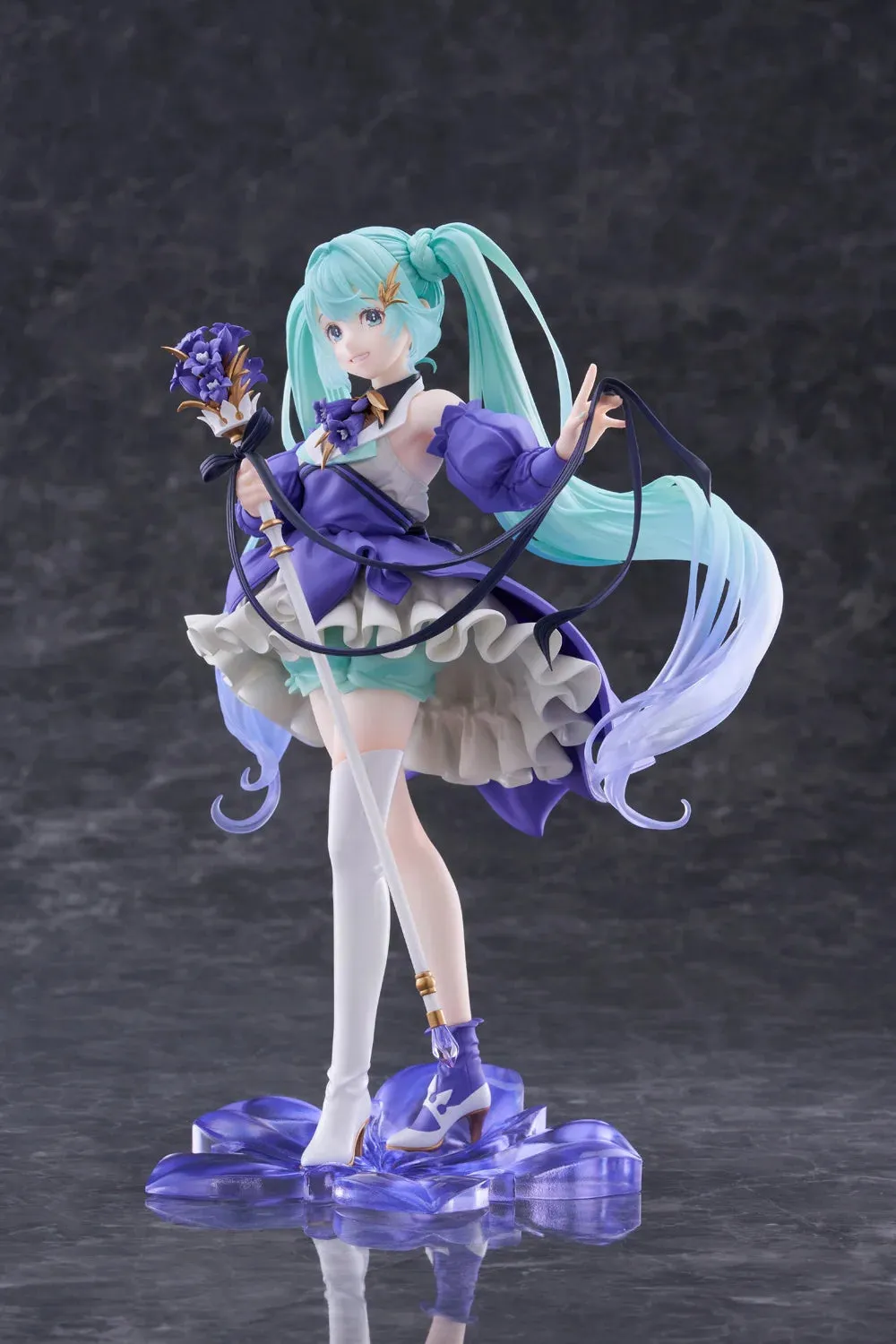 [Pre-order] Hatsune Miku - Hatsune Miku (Birthday 2024 Ver.) Prize Figure Taito