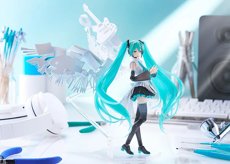[Pre-order] Hatsune Miku - Hatsune Miku (Happy 16th Birthday Ver.) PLAMATEA Plastic Model Kit Max Factory