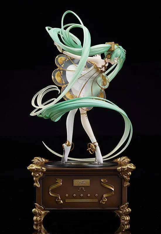 [Pre-order] Hatsune Miku - Hatsune Miku Symphony (5th Anniversary Ver.)  Figure GSC