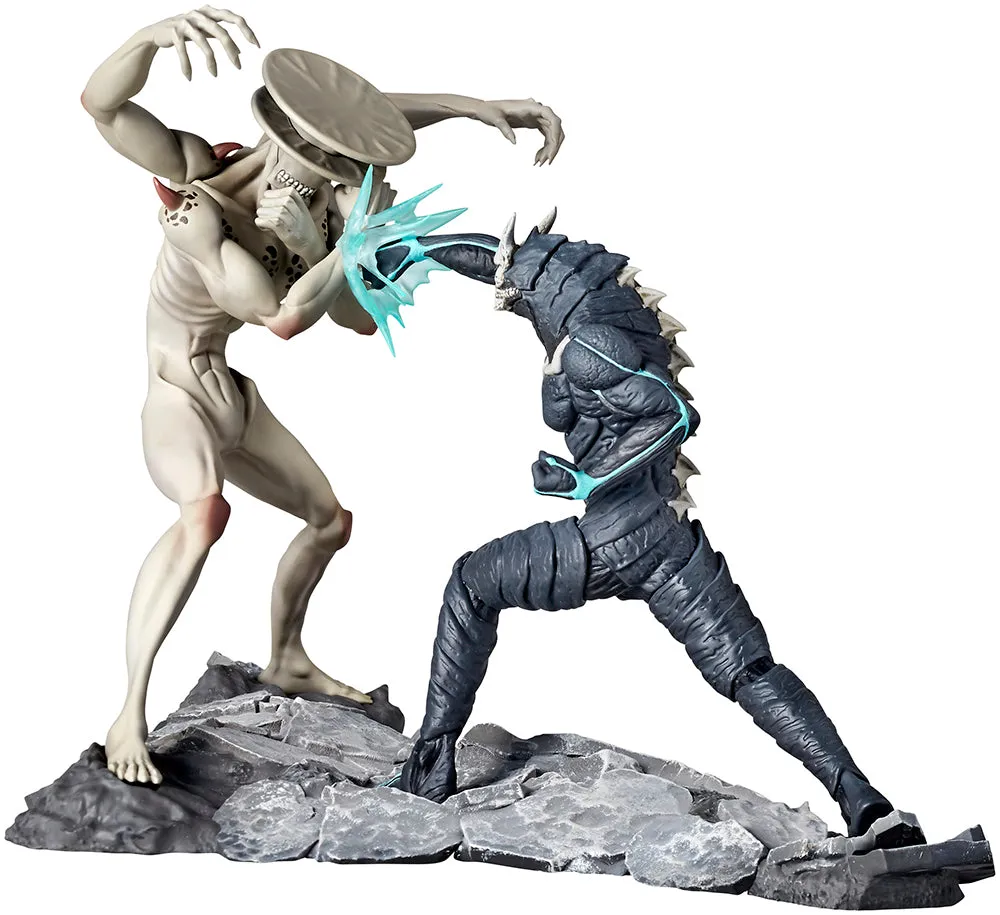 [Pre-order] KAIJU No.8 - Kaiju No. 8 vs Kaiju No. 9 1/18 Scale Figure Kaiyodo