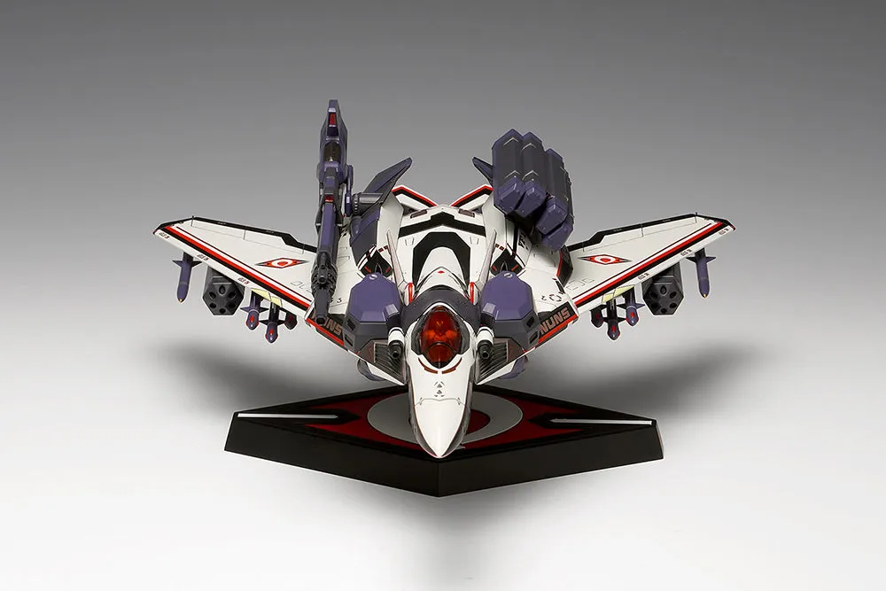 [Pre-order] Macross - VF-171EX Armored Nightmare Plus Plastic Model Kit Wave