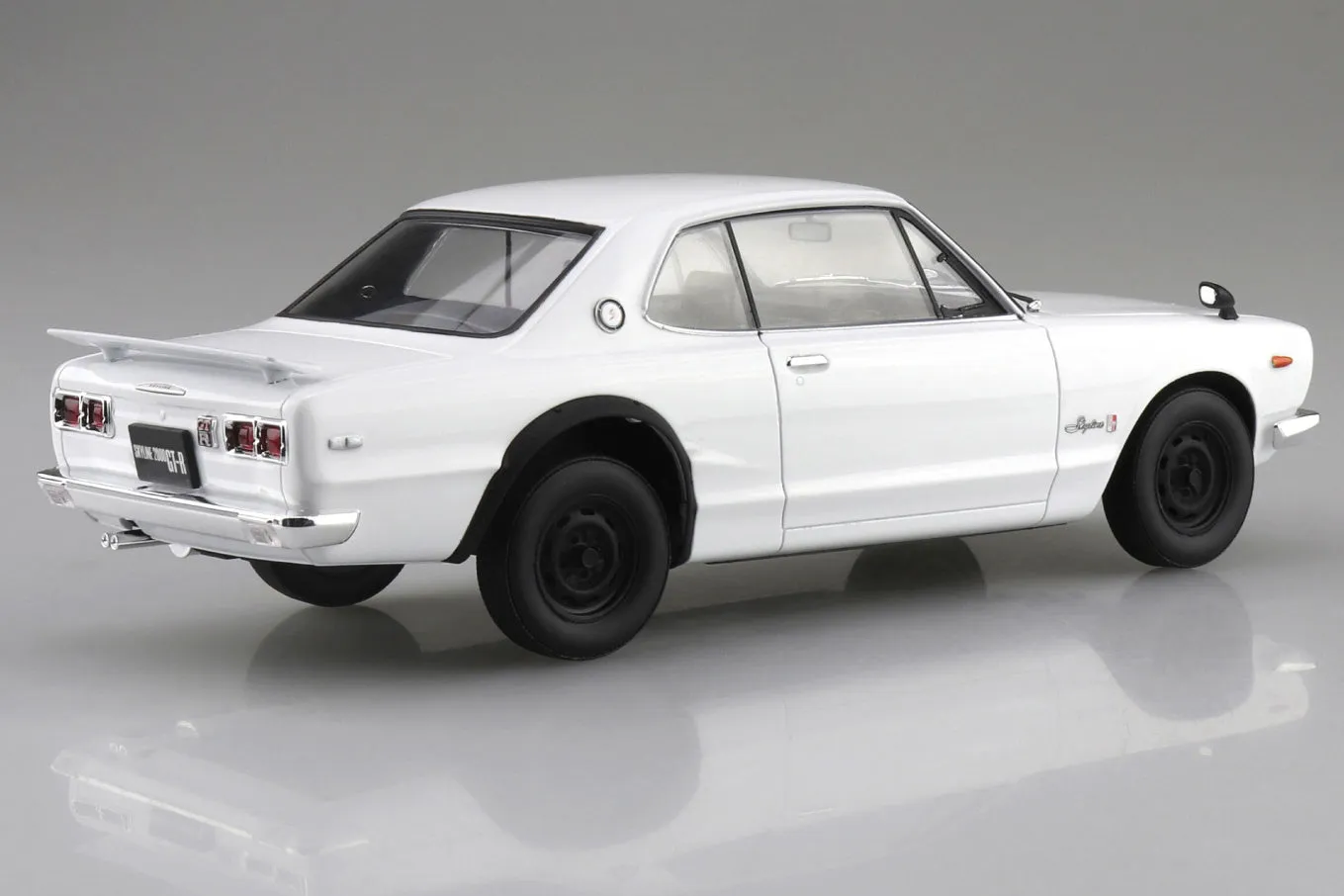 [Pre-order] None - KPGC10 SKYLINE HT 2000GT-R 1971 White Plastic Model Kit Aoshima