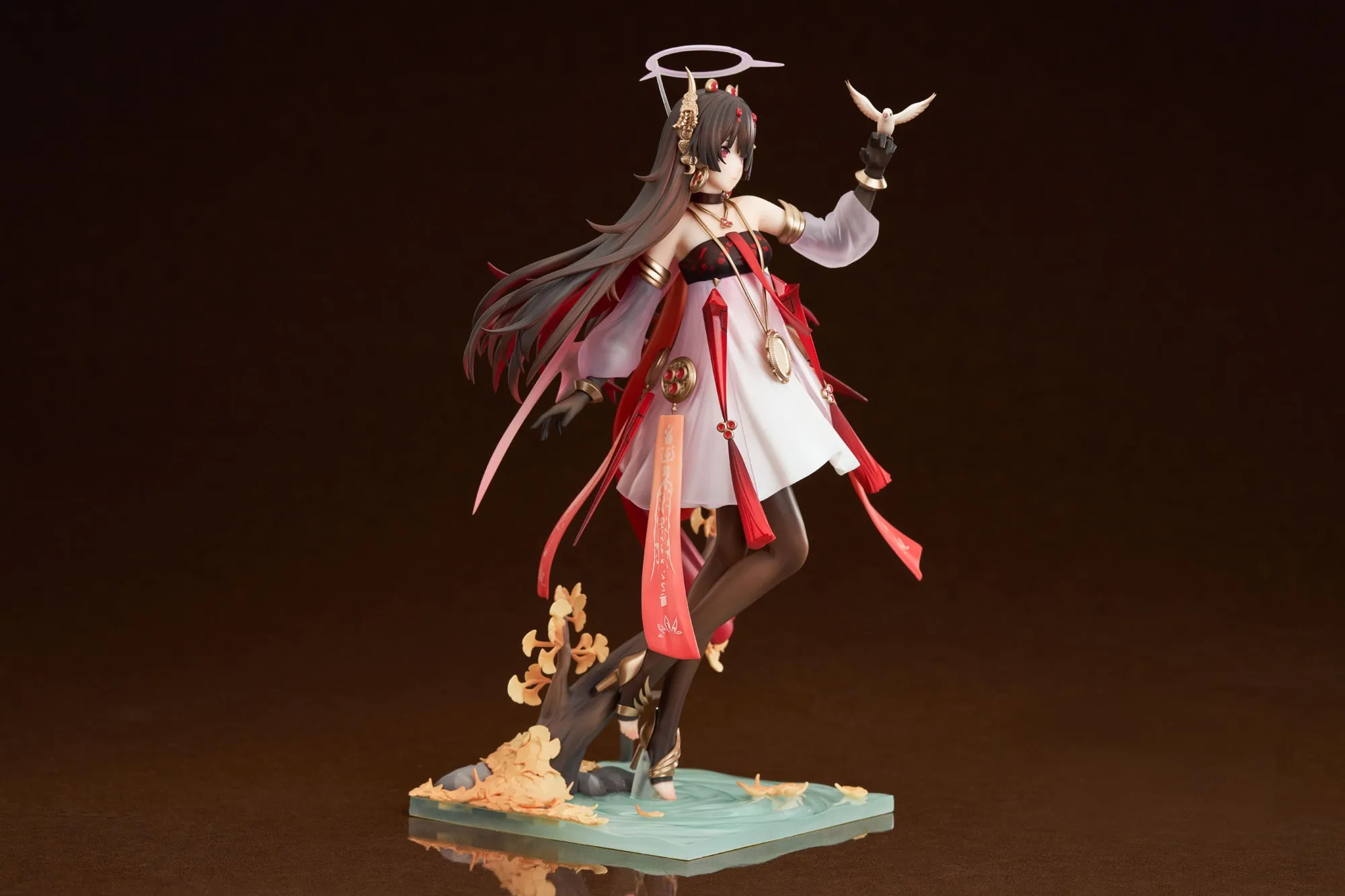 [Pre-order] Punishing: Gray Raven - Lucia Plume(Eventide Glow Ver.) 1/7 Scale Figure Apex Innovation