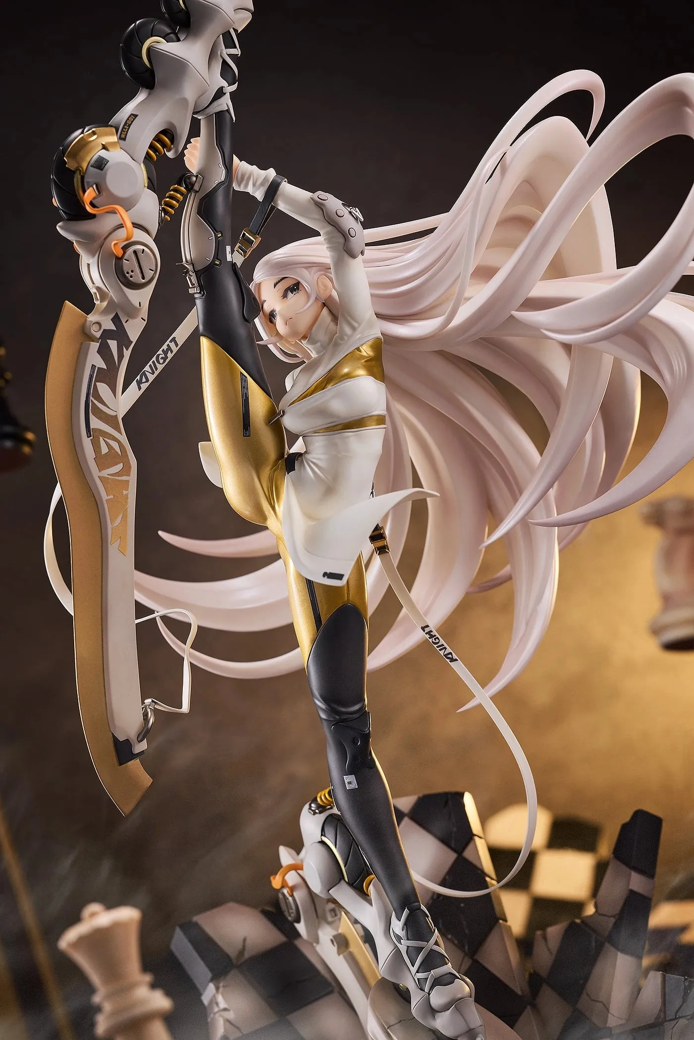 [Pre-order] RIBOSE - W-knG B&W 1/7 Scale Figure(With Gift) RIBOSE